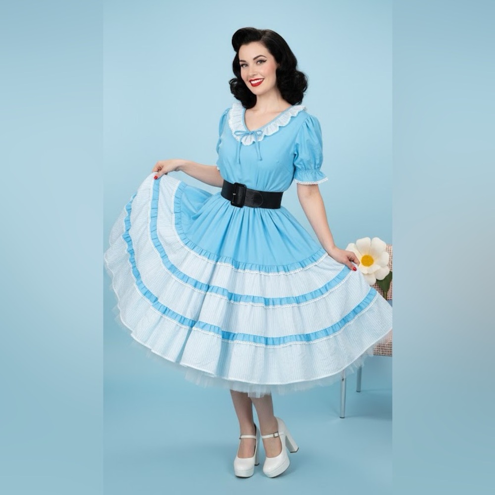 Handmade ruffle lace tiered one if a kind love shack like dress - Picture 1 of 6